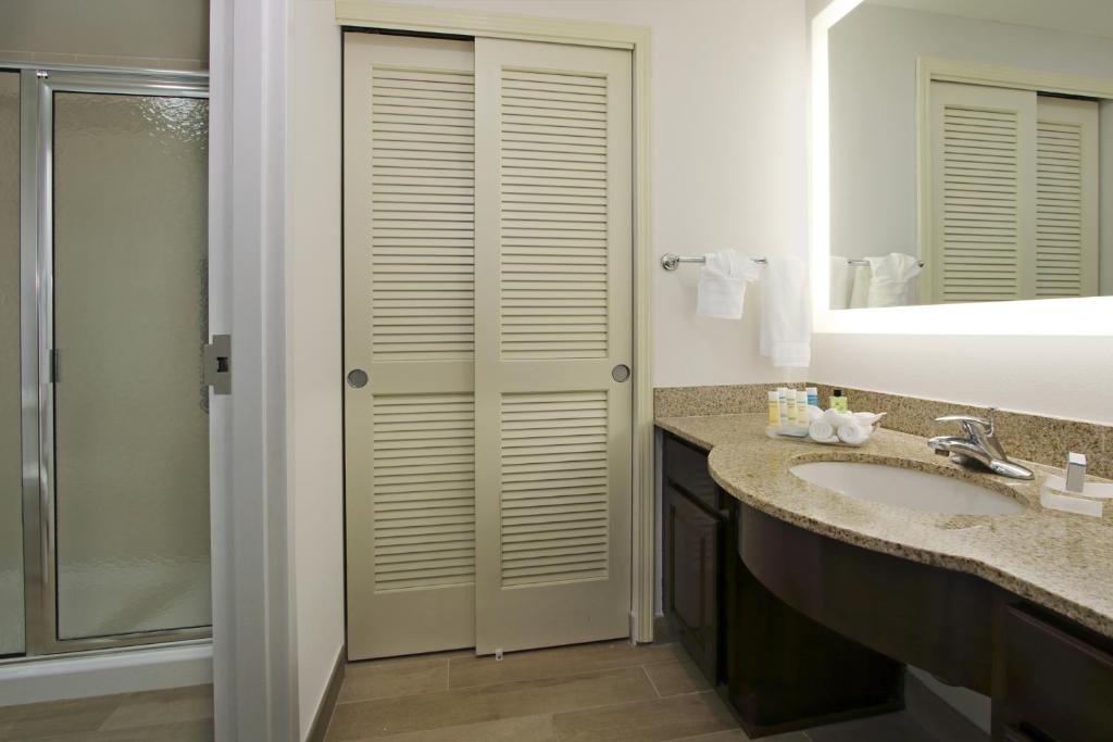 Homewood Suites by Hilton Miami - Airport West Main image 2